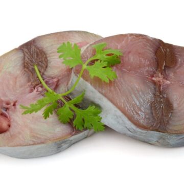 Tuna,Fish,Isolated,On,White,Background