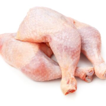 Fresh,Chicken,Thighs,Isolated,On,White,Background